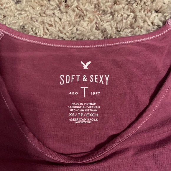 Long sleeve with shoulder cut outs - Picture 2 of 2